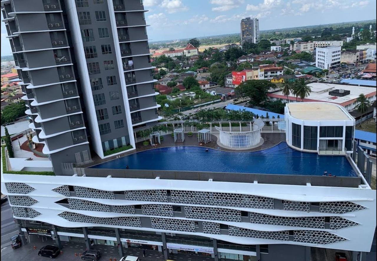 Golden Troika Kota Bharu - 2 Bedrooms Bagian luar foto